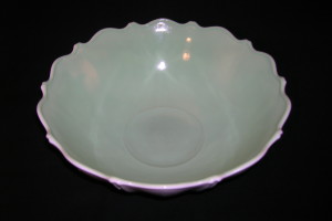 Oyster and Pearl Pattern Bowl - Old Time Glass