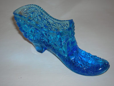 Glass shoe-Daisy and Button