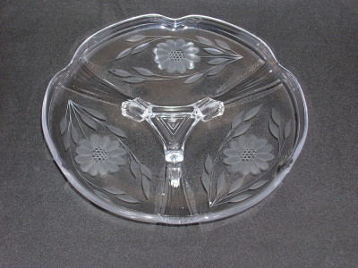 Imperial Glass Pattern Piecrust