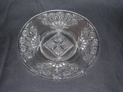 Indiana Glass Plate Daisy Diane