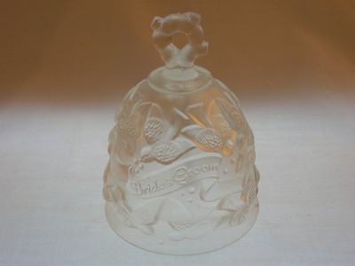 Fenton Satin Glass Wedding Bell