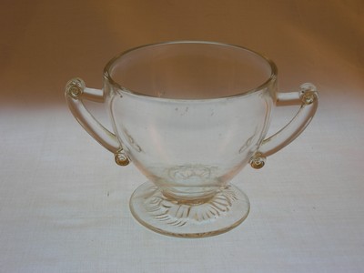 Vintage Jeannette Glass Camellia