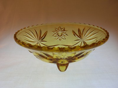 Early American Prescut Amber Bowl