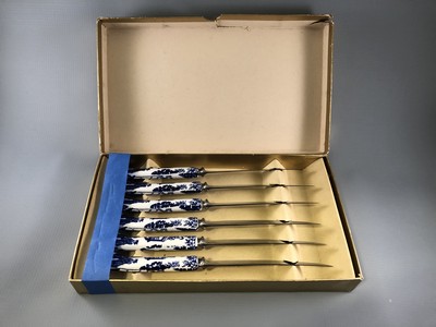 Blue Mikado Boxed Steak Knife Set