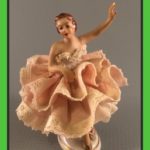 Dresden Lace Sandizell figurine
